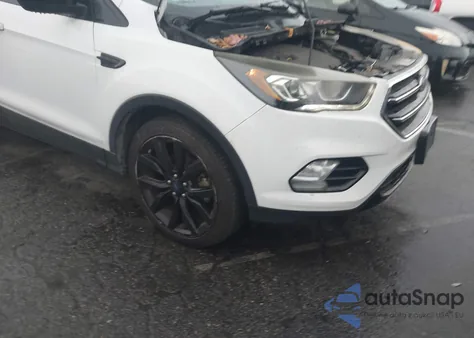 2017 Ford Escape Se z USA, uszkodzony, nr VIN 1FMCU0GD0HUD77387